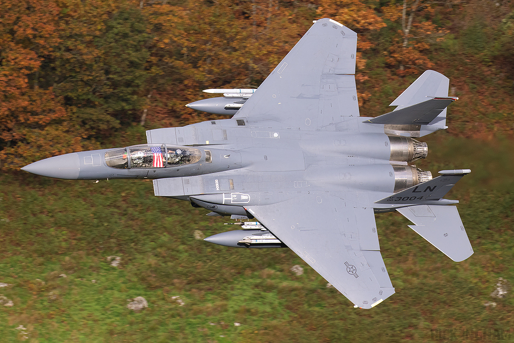 McDonnell Douglas F-15E Strike Eagle - 00-3004 - USAF