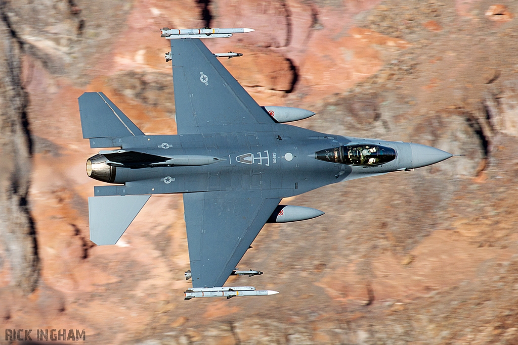 Lockheed Martin F-16C Fighting Falcon - 88-0463 - USAF