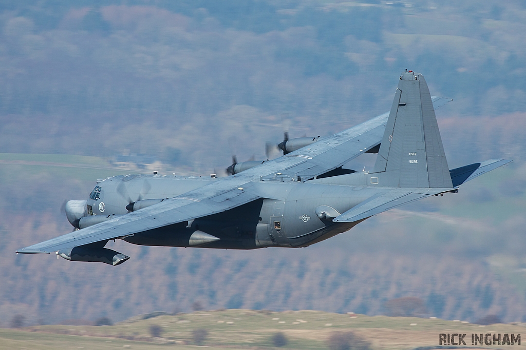 Lockheed MC-130H Hercules - 88-0195 - USAF