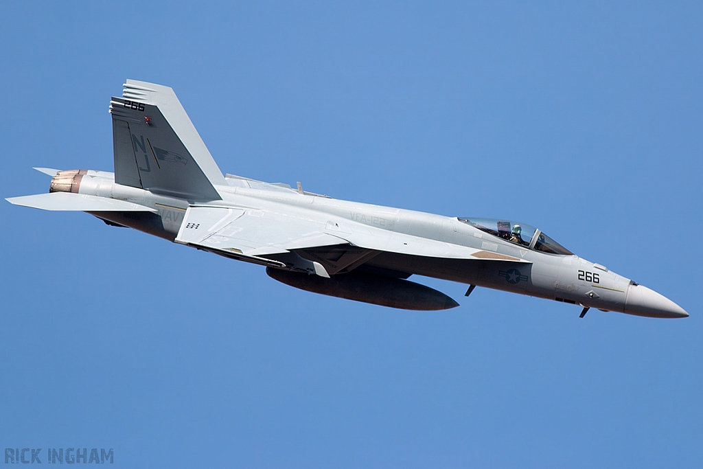 Boeing F/A-18E Super Hornet - 168881 -  US Navy