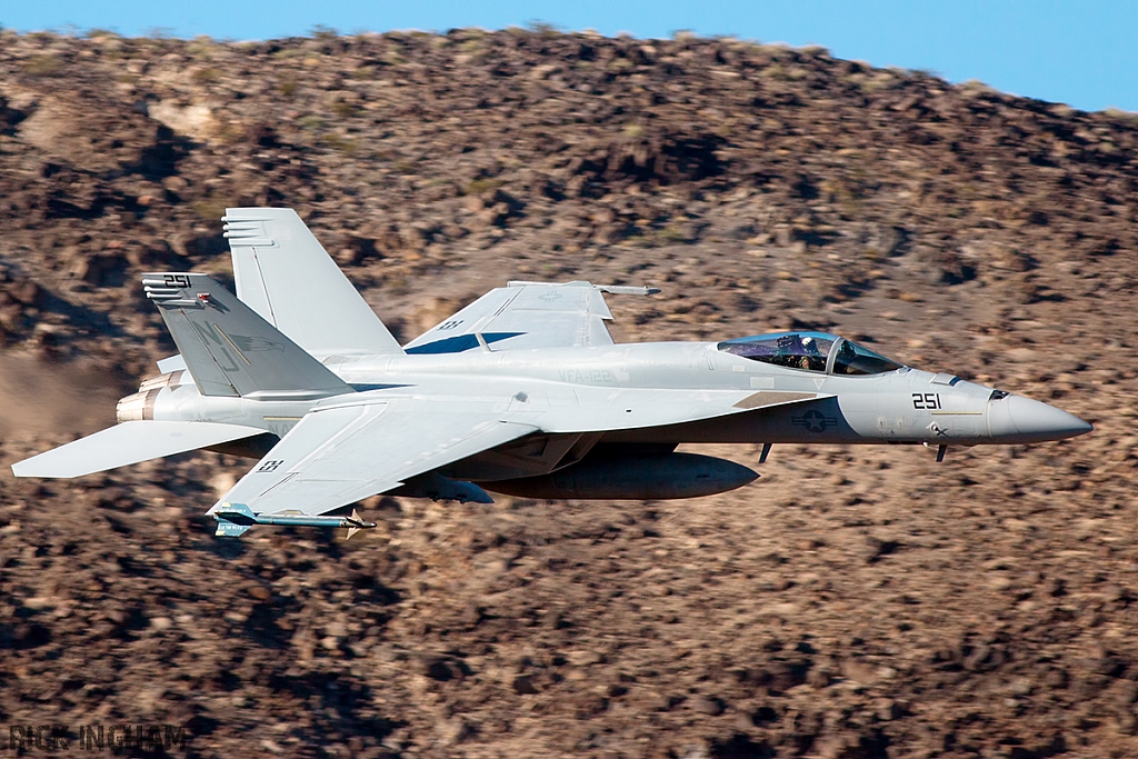 Boeing F/A-18E Super Hornet - 168470 - US Navy