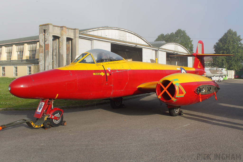 Gloster Meteor D16 - WK800 - QinetiQ / Royal Aircraft Establishment