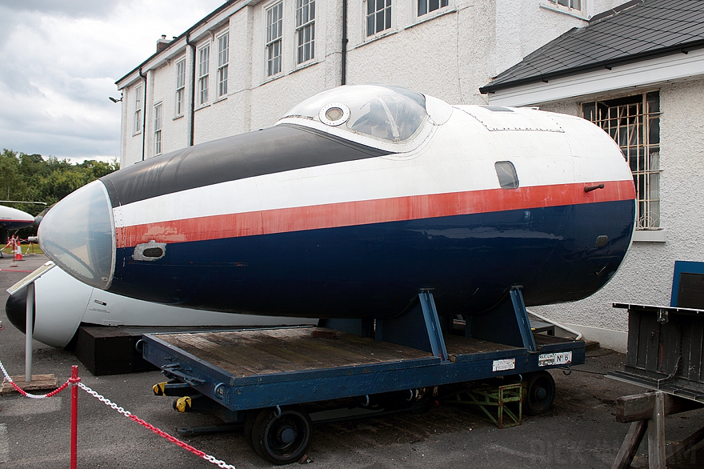 English Electric Canberra B(I)6 - WT309 - Royal Aircraft Establishment