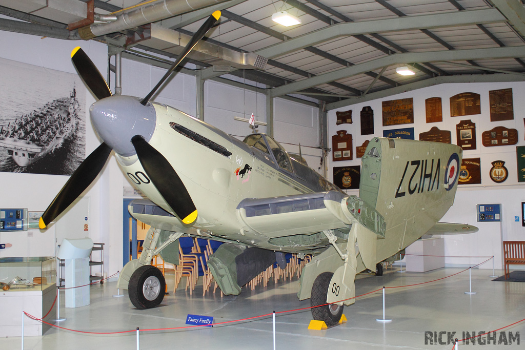 Fairey Firefly TT4 - VH127 - Royal Navy