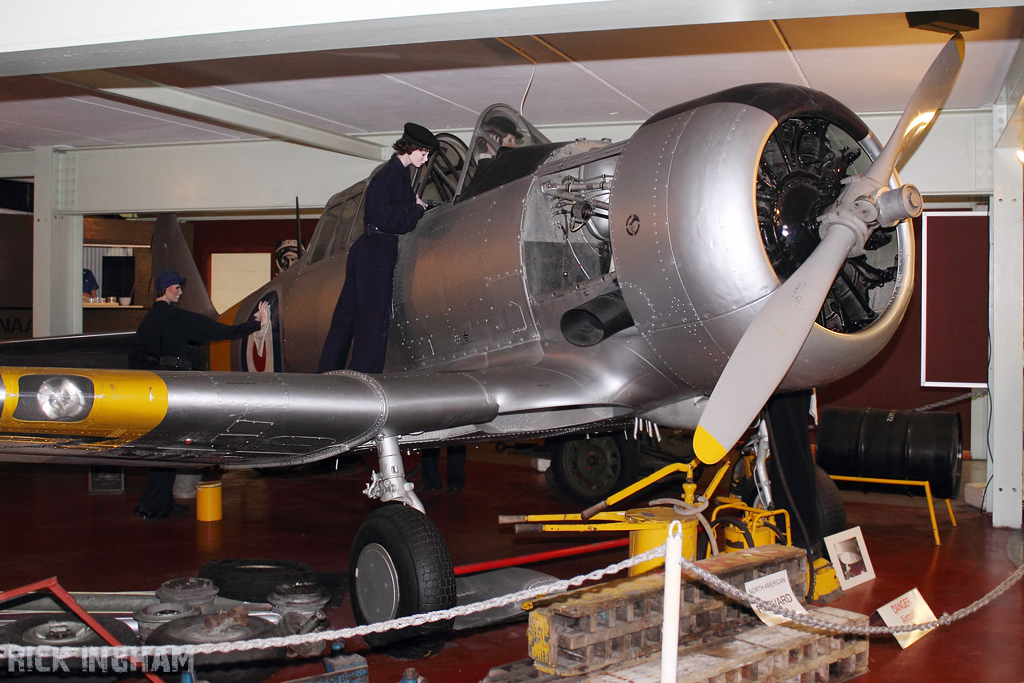 North American Harvard III - EX976 - Royal Navy