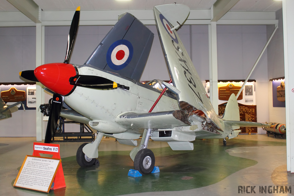 Supermarine Seafire F17 - SX137 - Royal Navy