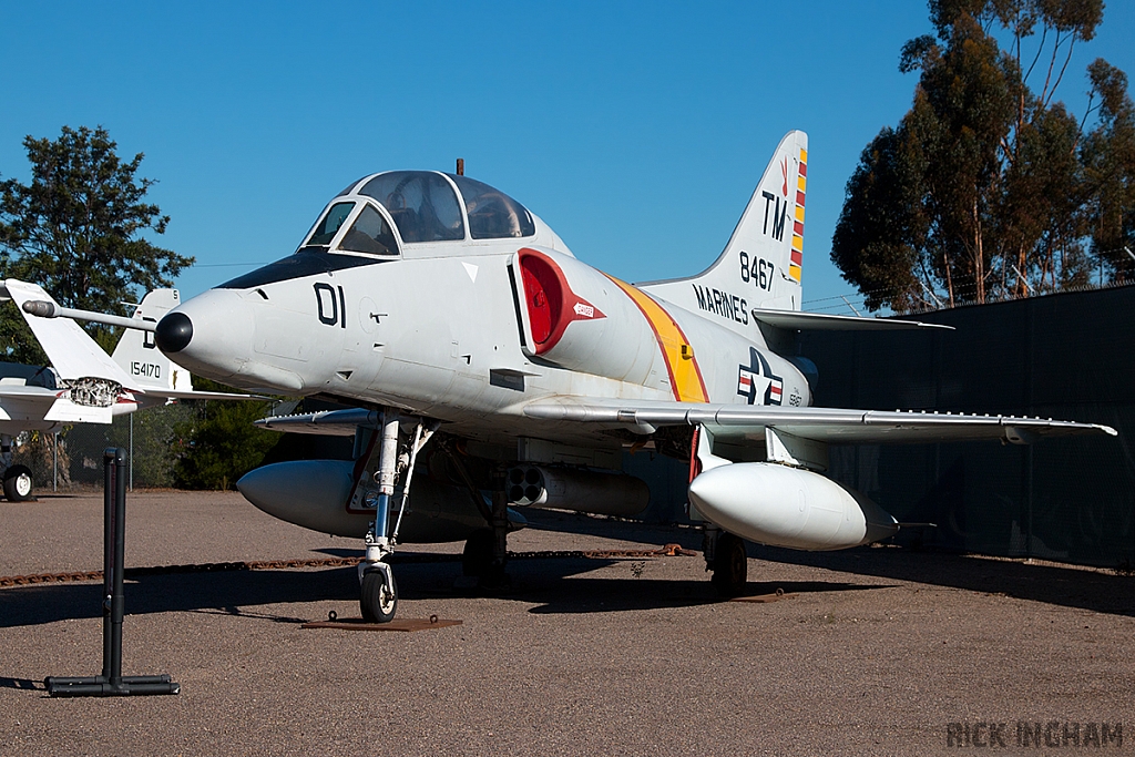 Douglas TA-4J Skyhawk - 158467 - USMC