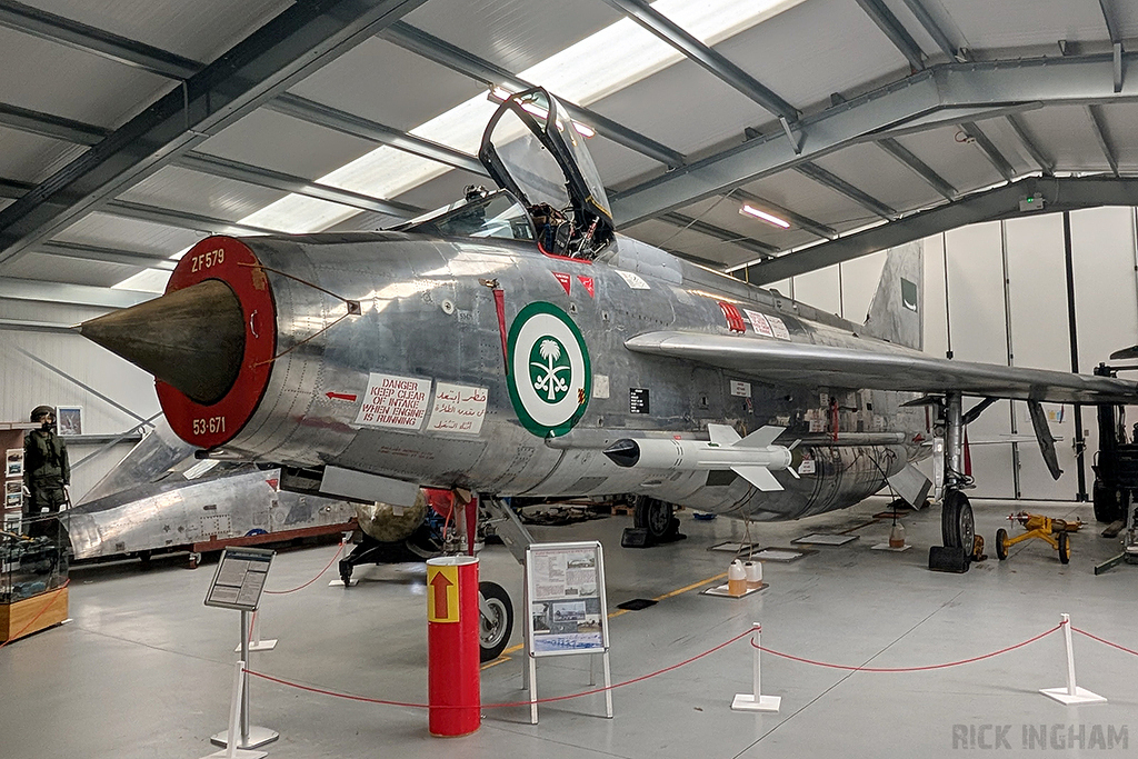 English Electric Lightning F53 - 53-671 / ZF579 - Saudi Air Force