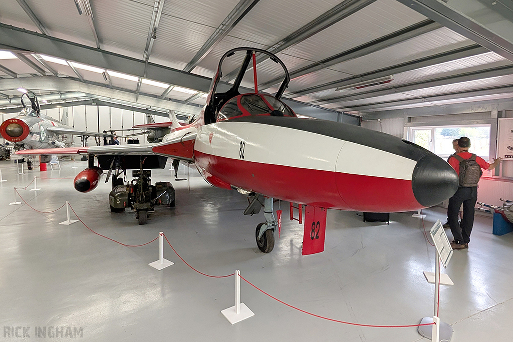 Hawker Hunter T7B - XL591 - RAF