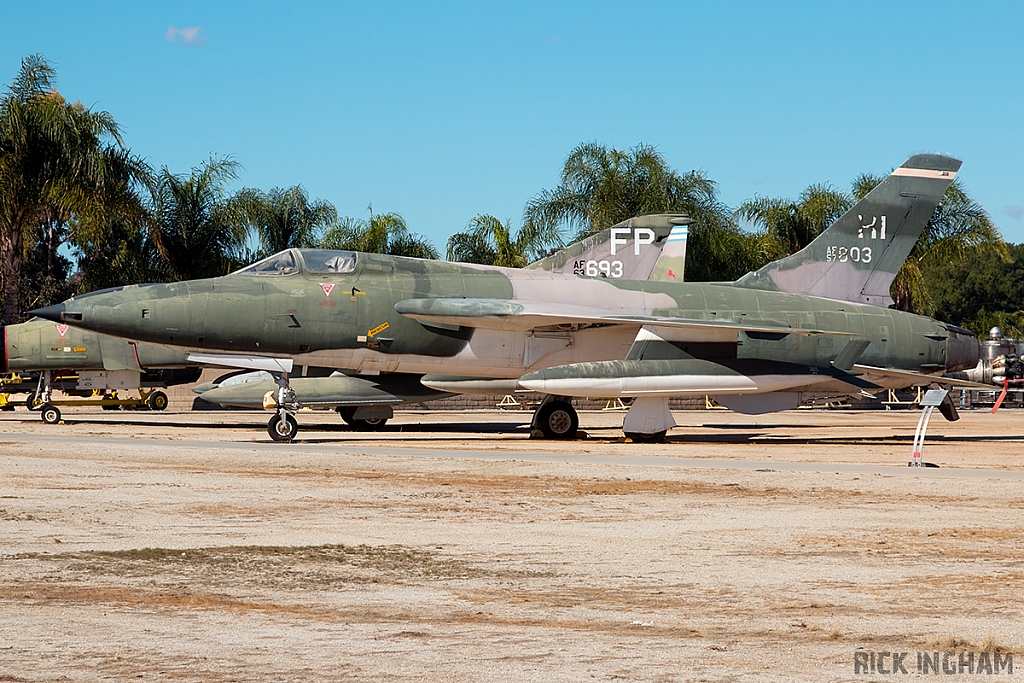 Republic F-105B Thunderchief - 57-5803 - USAF