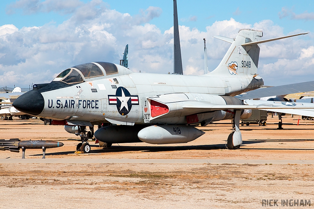 McDonnell Douglas F-101B Voodoo - 59-0418 - USAF