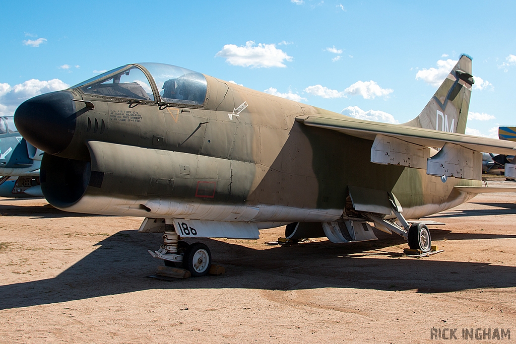 Vought A-7D Corsair II - 69-6188 - USAF