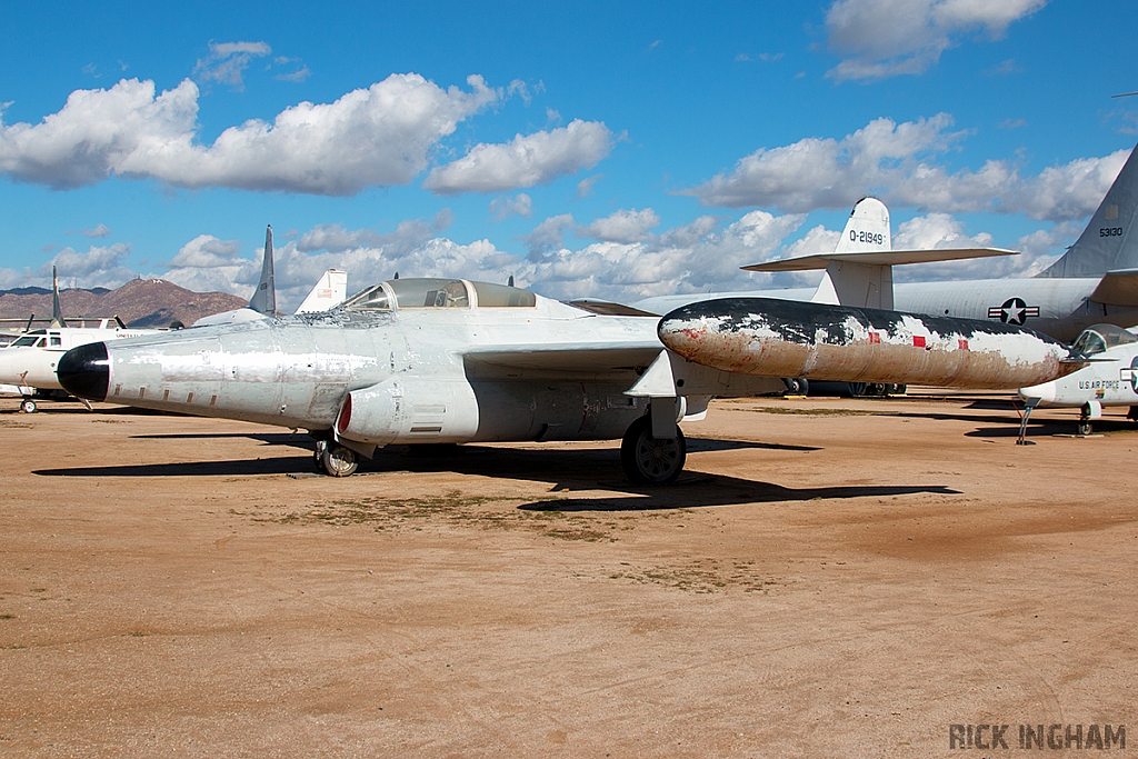 Northrop F-89J Scorpion - 52-1949 - USAF