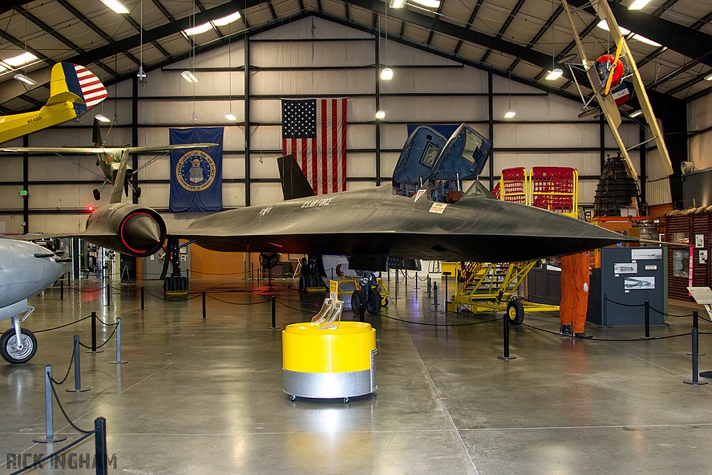 Lockheed SR-71A Blackbird - 61-7975 - USAF