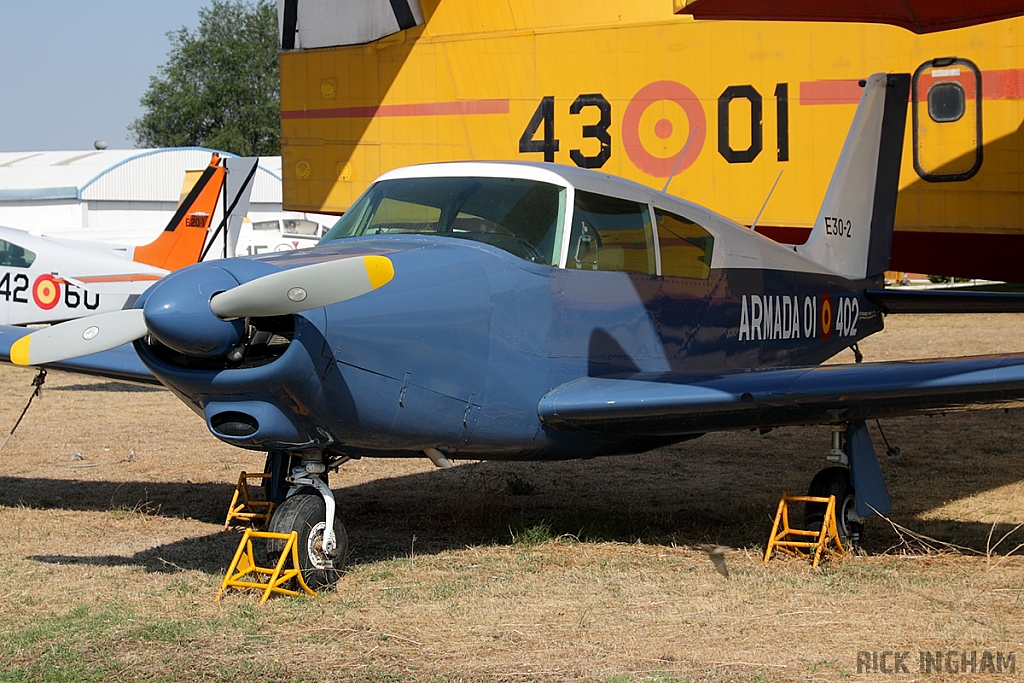 Piper PA-24-260 Comanche - E30-2/01-402 - Spanish Air Force