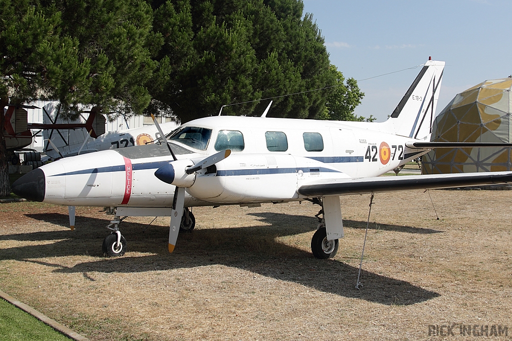 Piper PA-31 Navajo - E.18-3/42-72 - Spanish Air Force