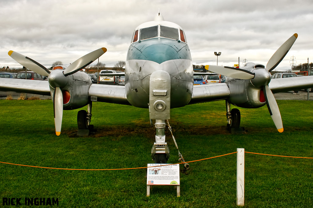 de Havilland Dove - G-AHRI