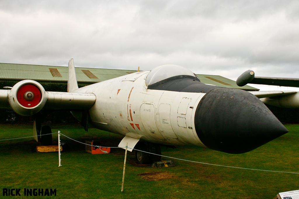 English Electric Canberra T19 - WH904 - RAF