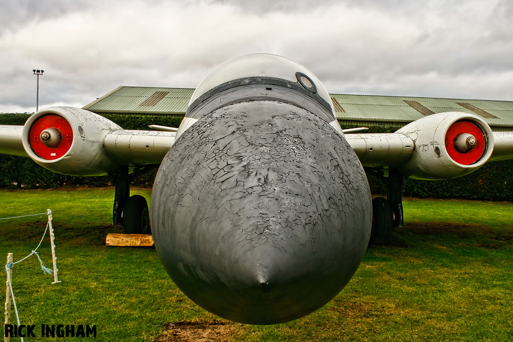 English Electric Canberra T19 - WH904 - RAF