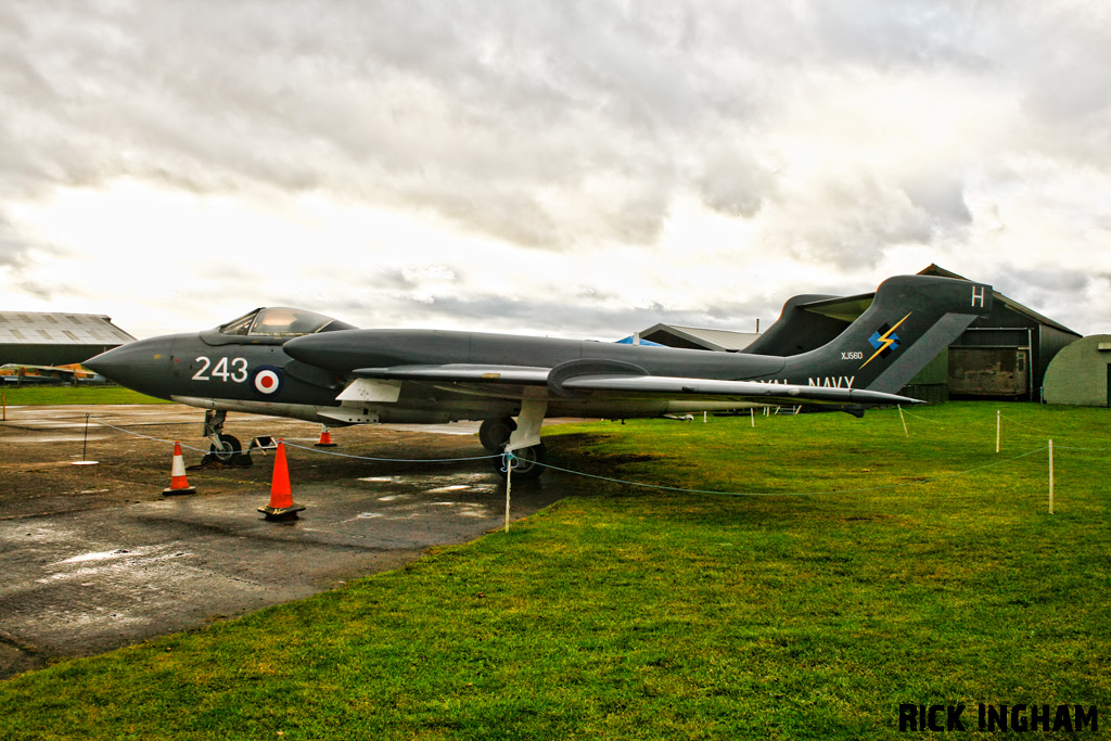 de Havilland Sea Vixen FAW2 - XJ560 - Royal Navy