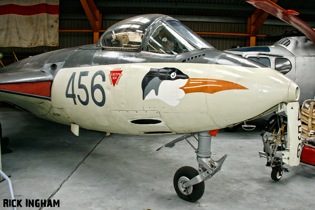 Hawker Sea Hawk FB3 - WM913 - Royal Navy