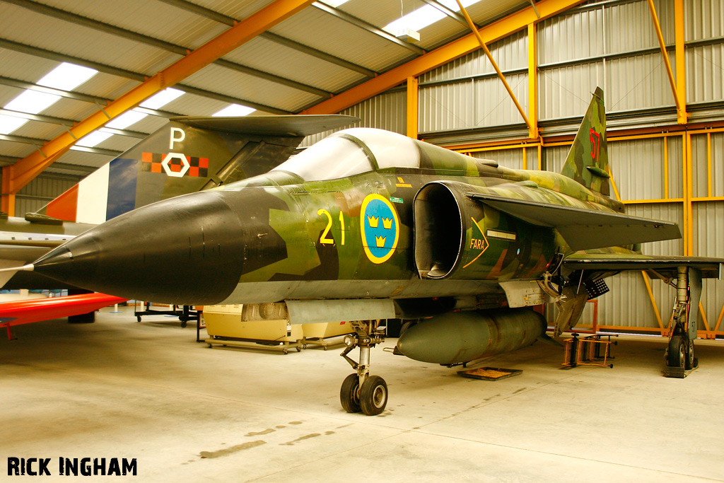 SAAB 37 Viggen - 373918/21 - Swedish Air Force