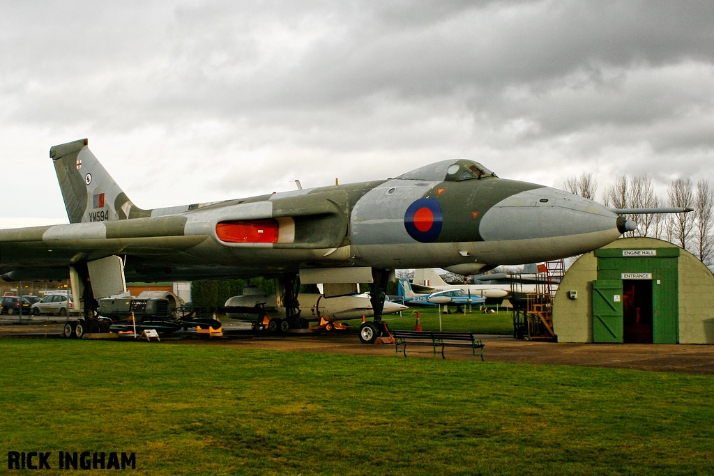 Avro Vulcan B2 - XM594 - RAF