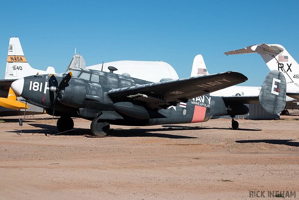 Lockheed Vega PV-2 Harpoon - 37257 - US Navy