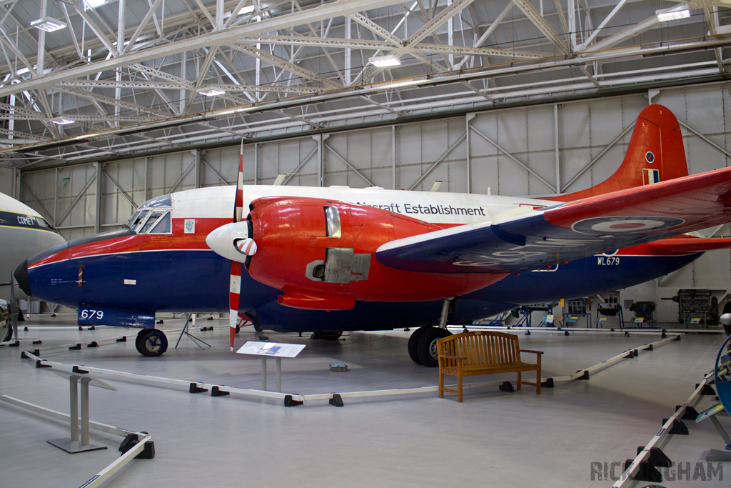 Vickers Varsity T1 - WL679 - Royal Aircraft Establishment