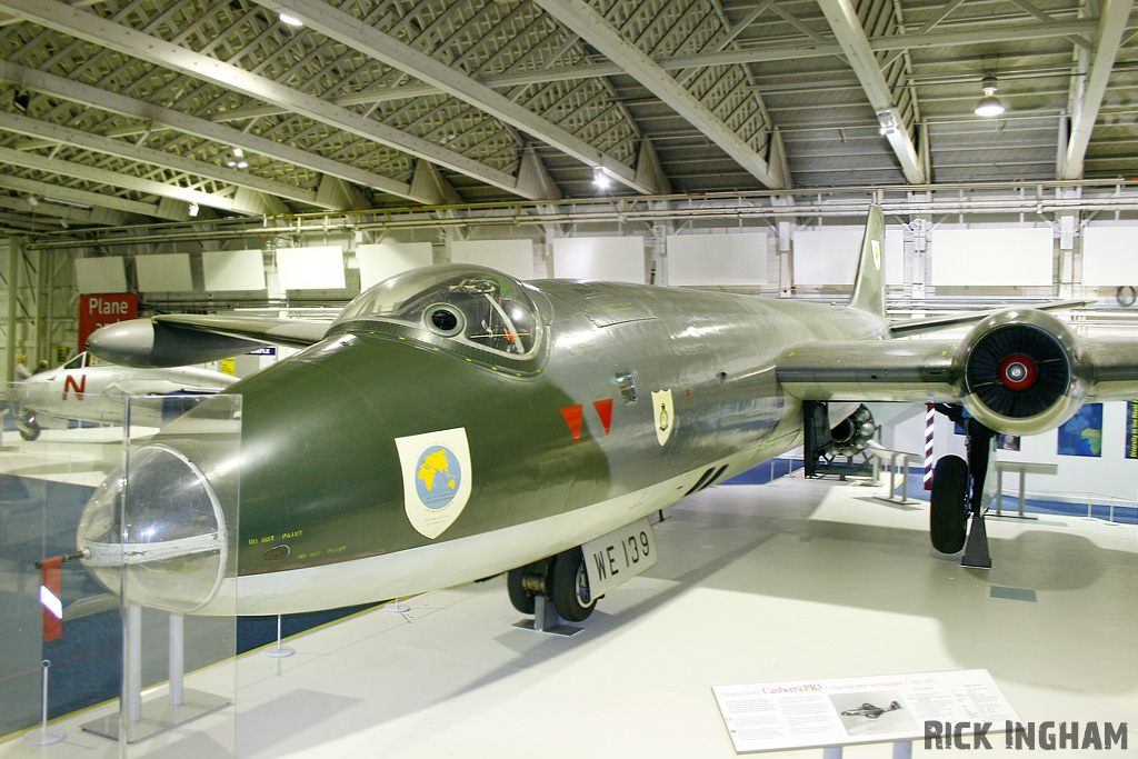 English Electric Canberra PR3 - WE139 - RAF