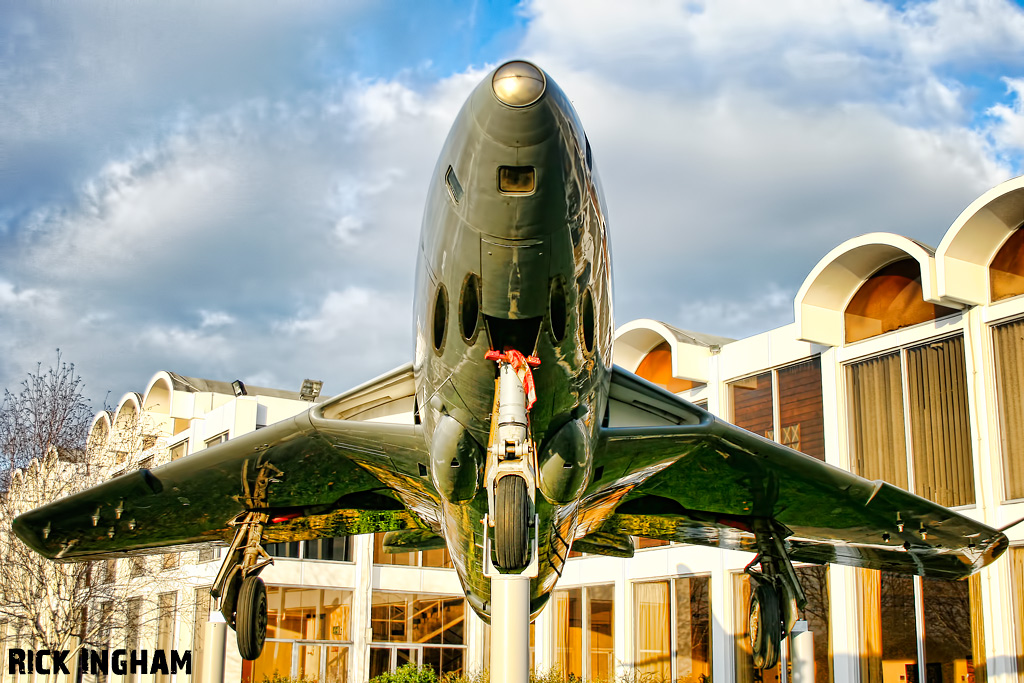 Hawker Hunter FR10 - 853 - Oman Air Force