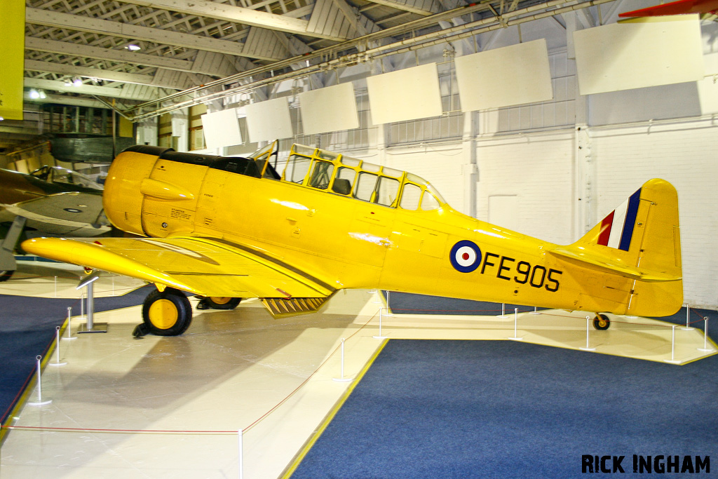 North American Harvard IIb - FE905 - RAF