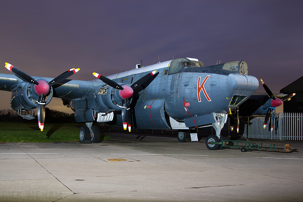 Avro Shackleton MR3 - WR974 - RAF