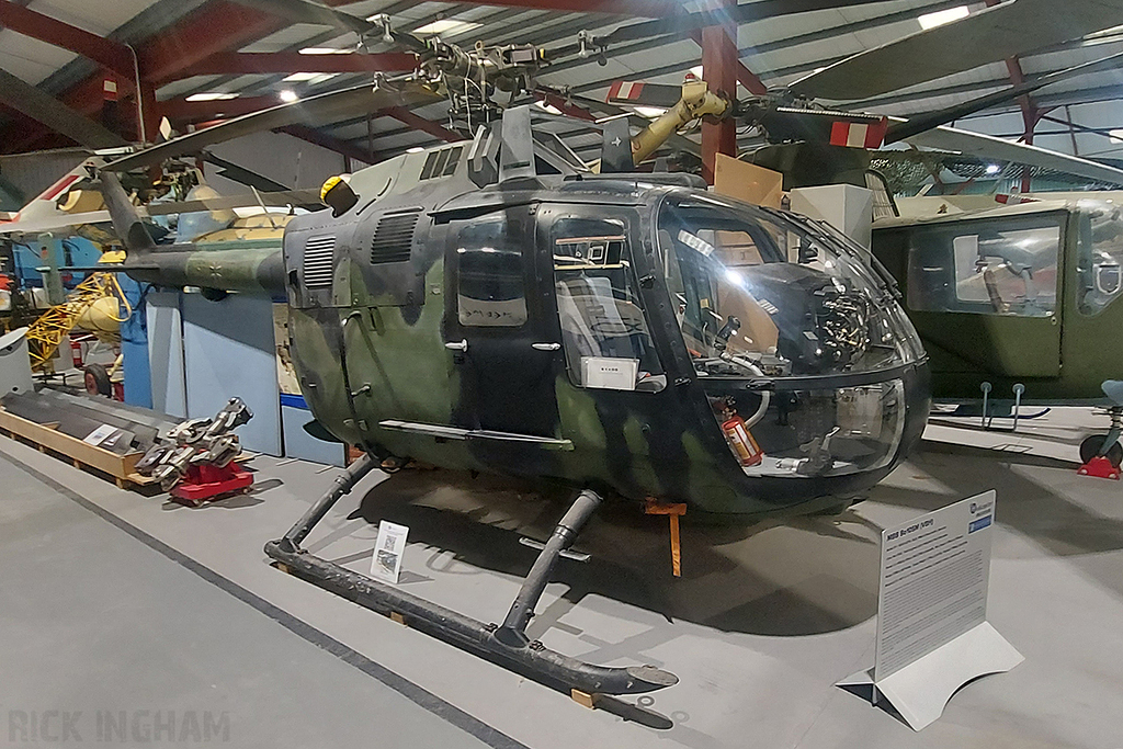 Bolkow Bo-105M - 81+00 / D-HZYR - German Army