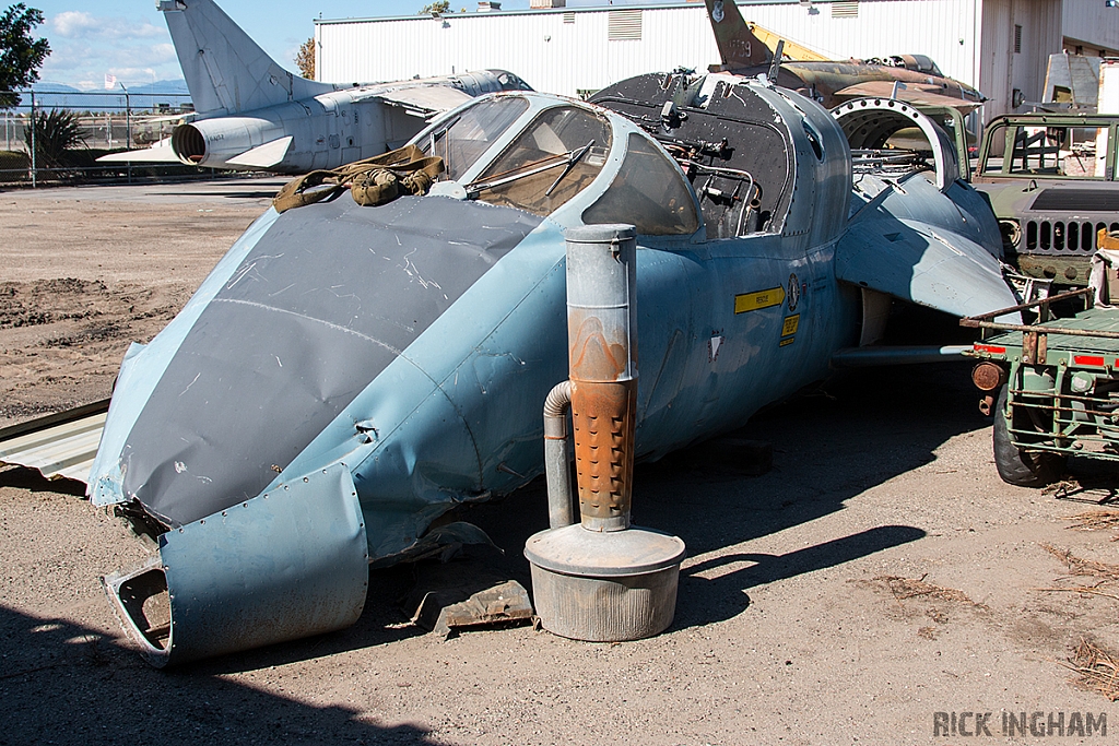 Hawker Hunter T7 - XL576 / N576NL - RAF