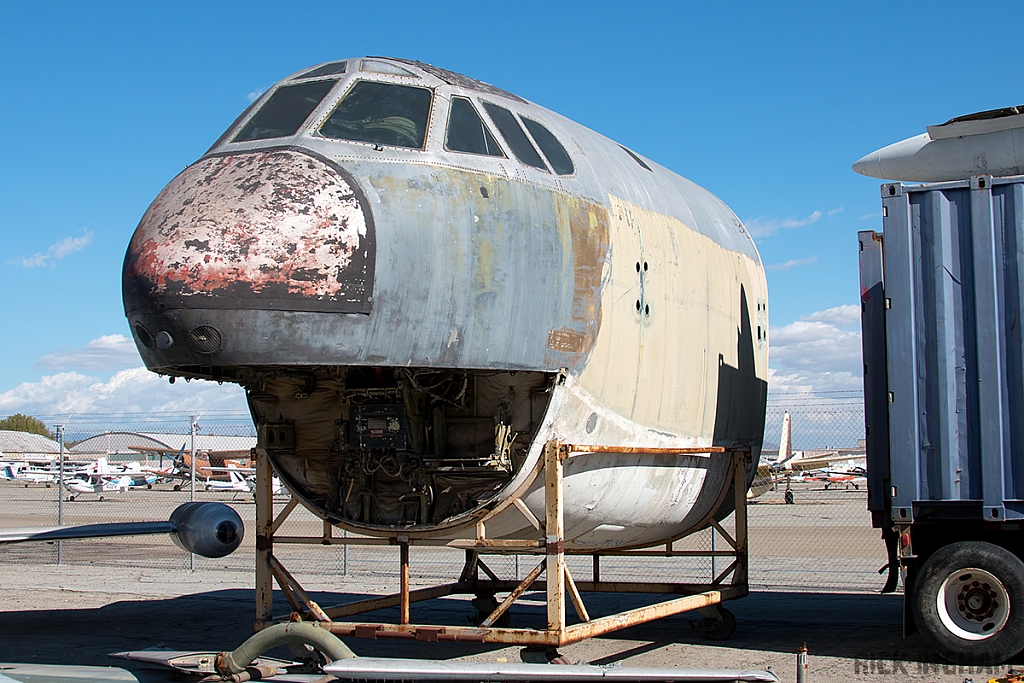 Boeing GB-52F Stratofortress - 57-0042 - USAF