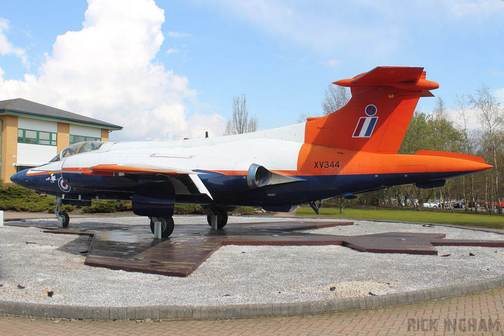 Blackburn Buccaneer S2 - XV344 'Nightbird' - Royal Aircraft Establishment