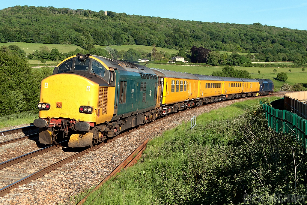 Class 37 - 37610 - Colas Rail