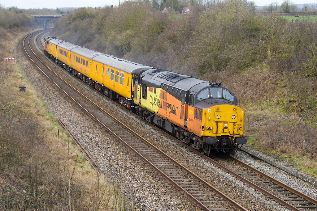 Class 37 - 37219 - Colas Rail