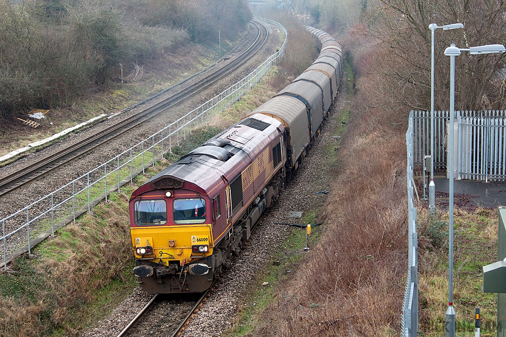 Class 66 - 66009 - EWS