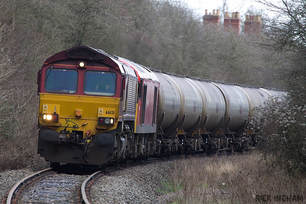 Class 66 - 66121 - EWS + Class 60 - 60054 - DB Schenker