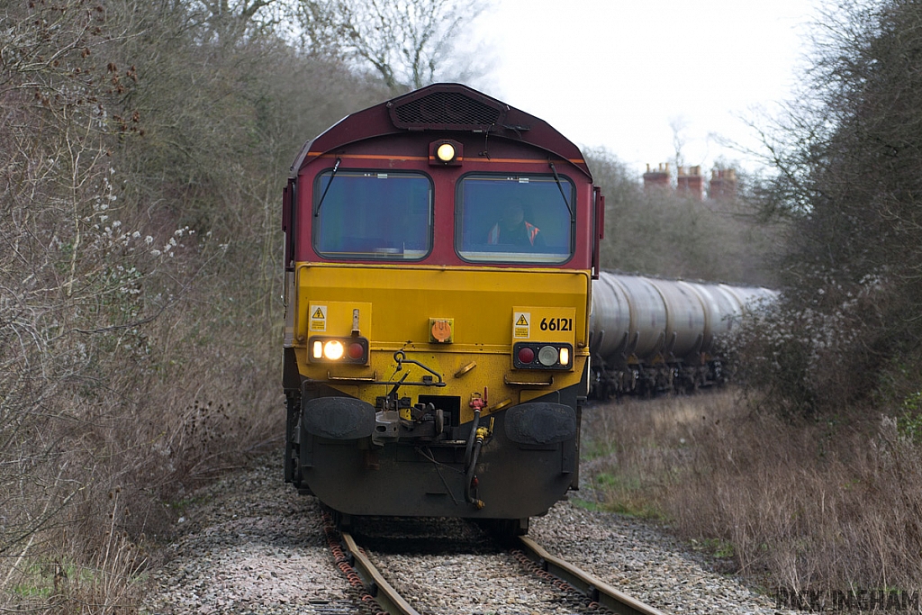 Class 66 - 66121 - EWS