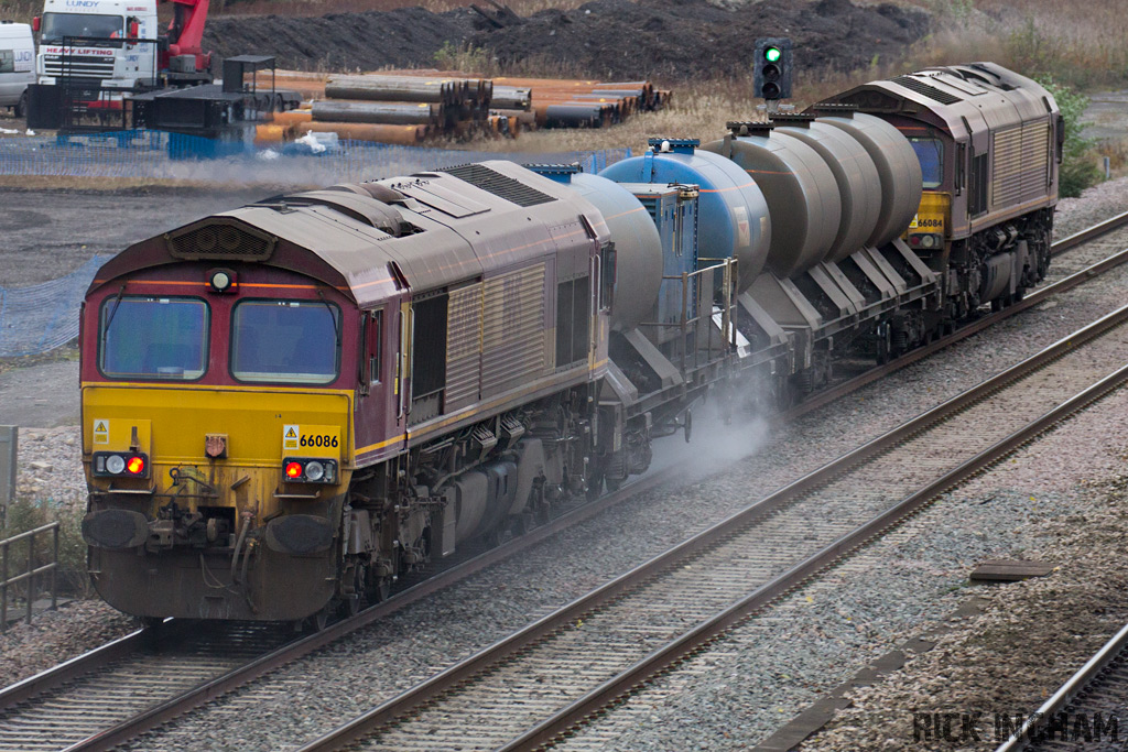 Class 66 - 66086 - EWS