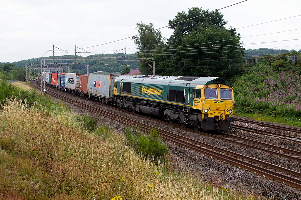 Class 66 - 66561 - Freightliner