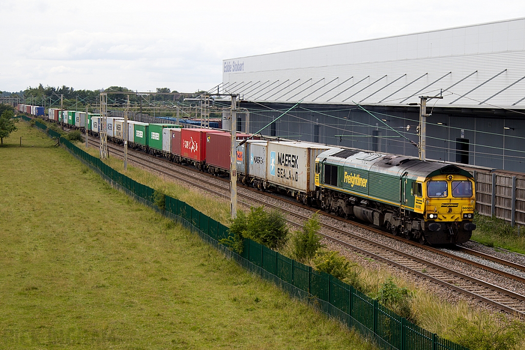 Class 66 - 66585 - Freightliner