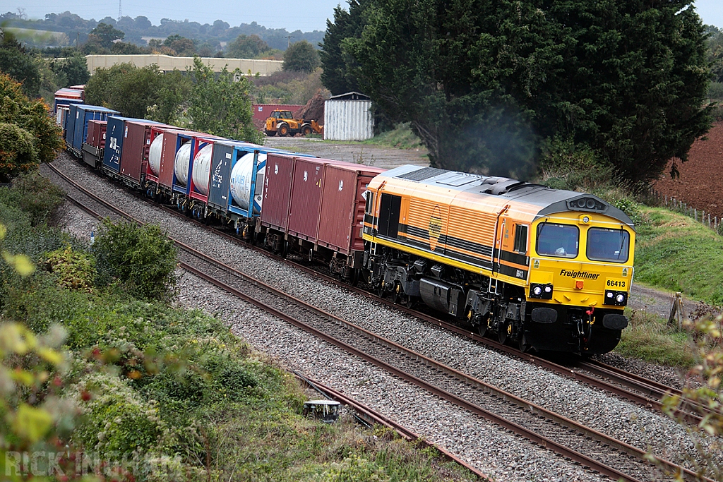 Class 66 - 66413 - Freightliner