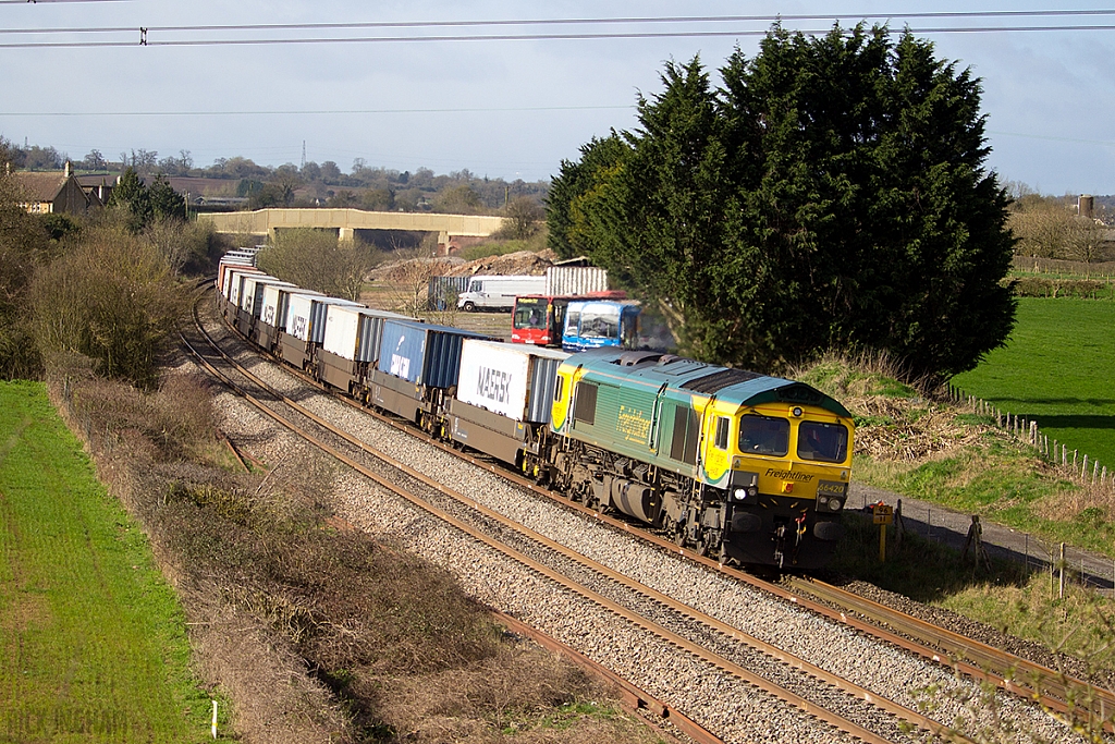 Class 66 - 66420 - Freightliner
