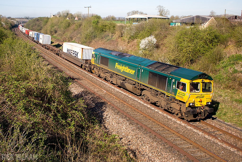 Class 66 - 66593 - Freightliner