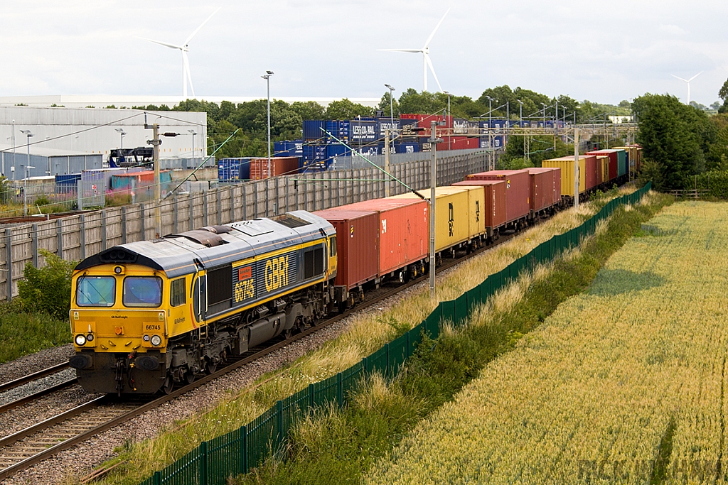 Class 66 - 66745 - GBRf