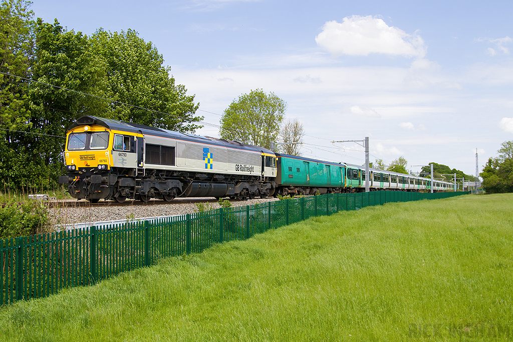 Class 66 - 66793 - GBRf